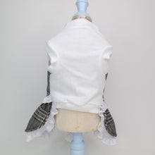 Animal-Go-Round เสื้อผ้าเครื่องแต่งกาย สัตว์เลี้ยง, หมา, แมว, สุนัข รุ่น Rosewood Royals - Lady